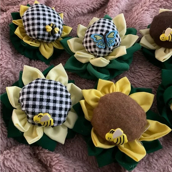 Handmade Sewing Pin Cushion – Fabric Flower w/ Accent – Choice of Design - Picture 4 of 8